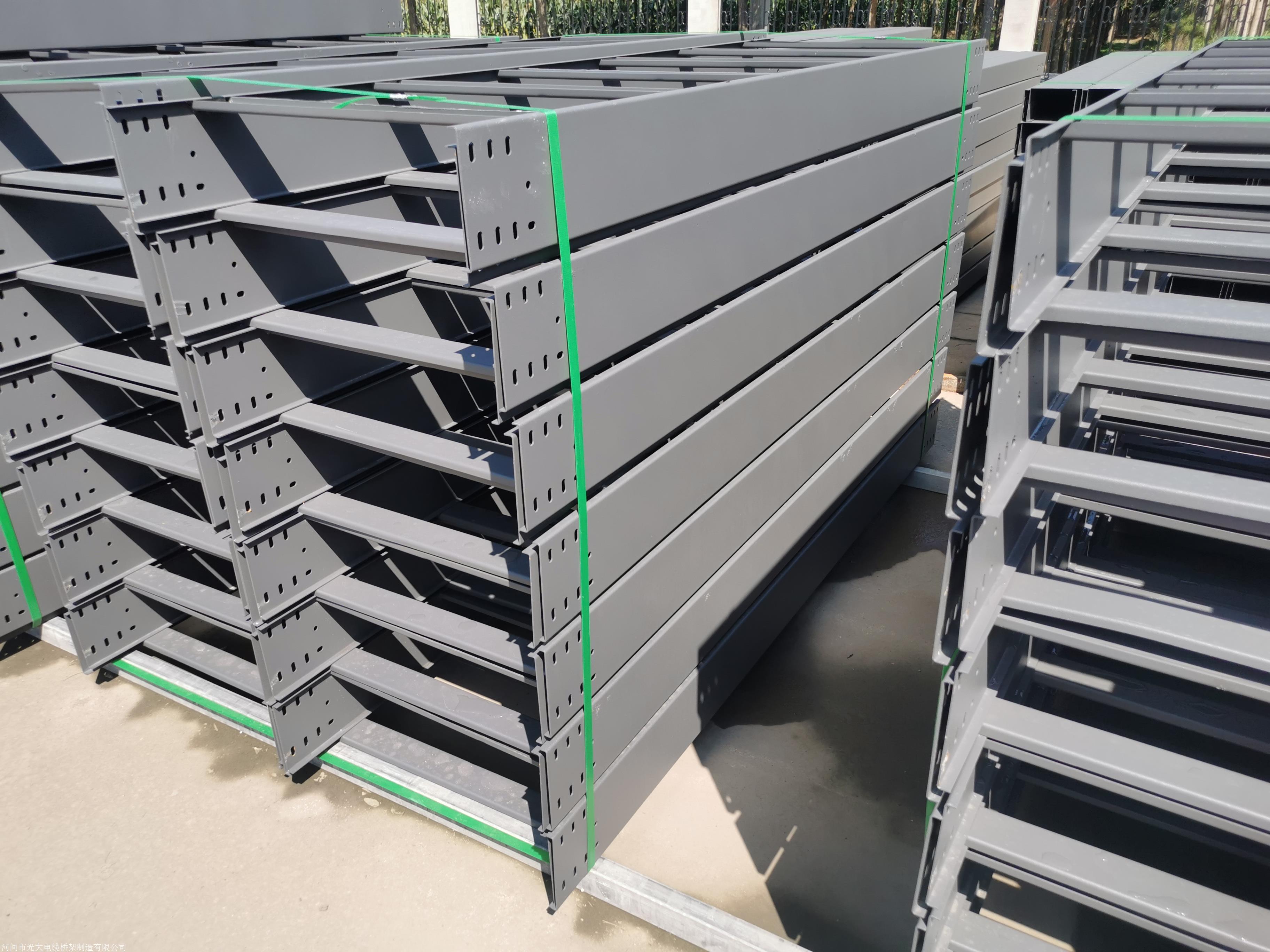 喷涂桥架-喷涂桥架供应/多少钱/哪家好-赣州市鼎壹电气有限公司