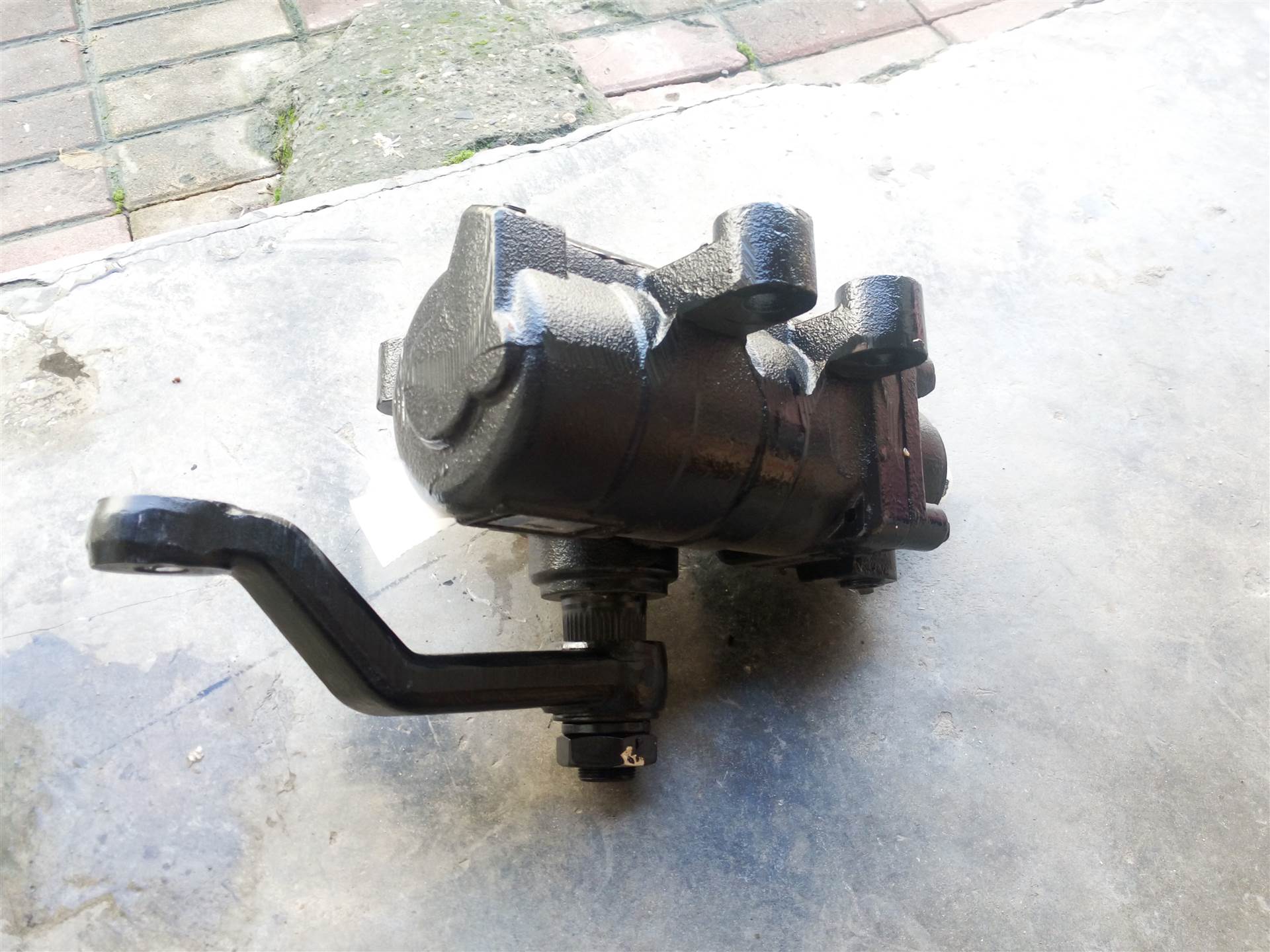 汽车配件有限公司>新闻资讯>原装东风凯普特k6星云方向机转向机转向器