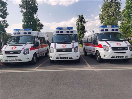 乌鲁木齐跨省120救护车接送病人-长途救护车出租-24小时随叫随到