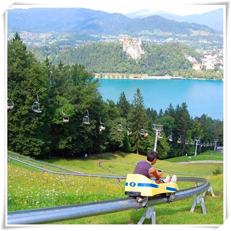 景区观光单轨滑车无动力单轨滑车轨道滑草车