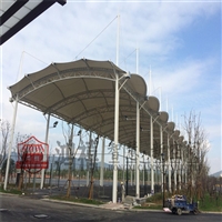 昆山轨道移动雨篷 昆山雨篷厂  电动雨棚加工 伸缩式仓储雨篷 红谷滩推拉雨篷费用 昆山轨道移动雨篷口碑 评测