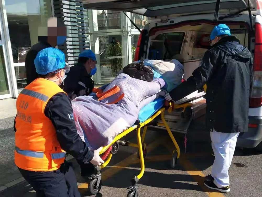 淄博跨省救护车护送病人出院-长途120救护车-24小时全国护送重症患者