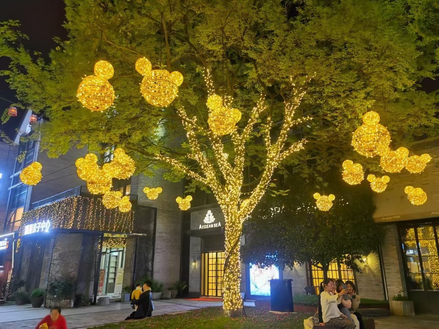 上海幕明树木灯光亮化装置led户外街景美化灯光租售