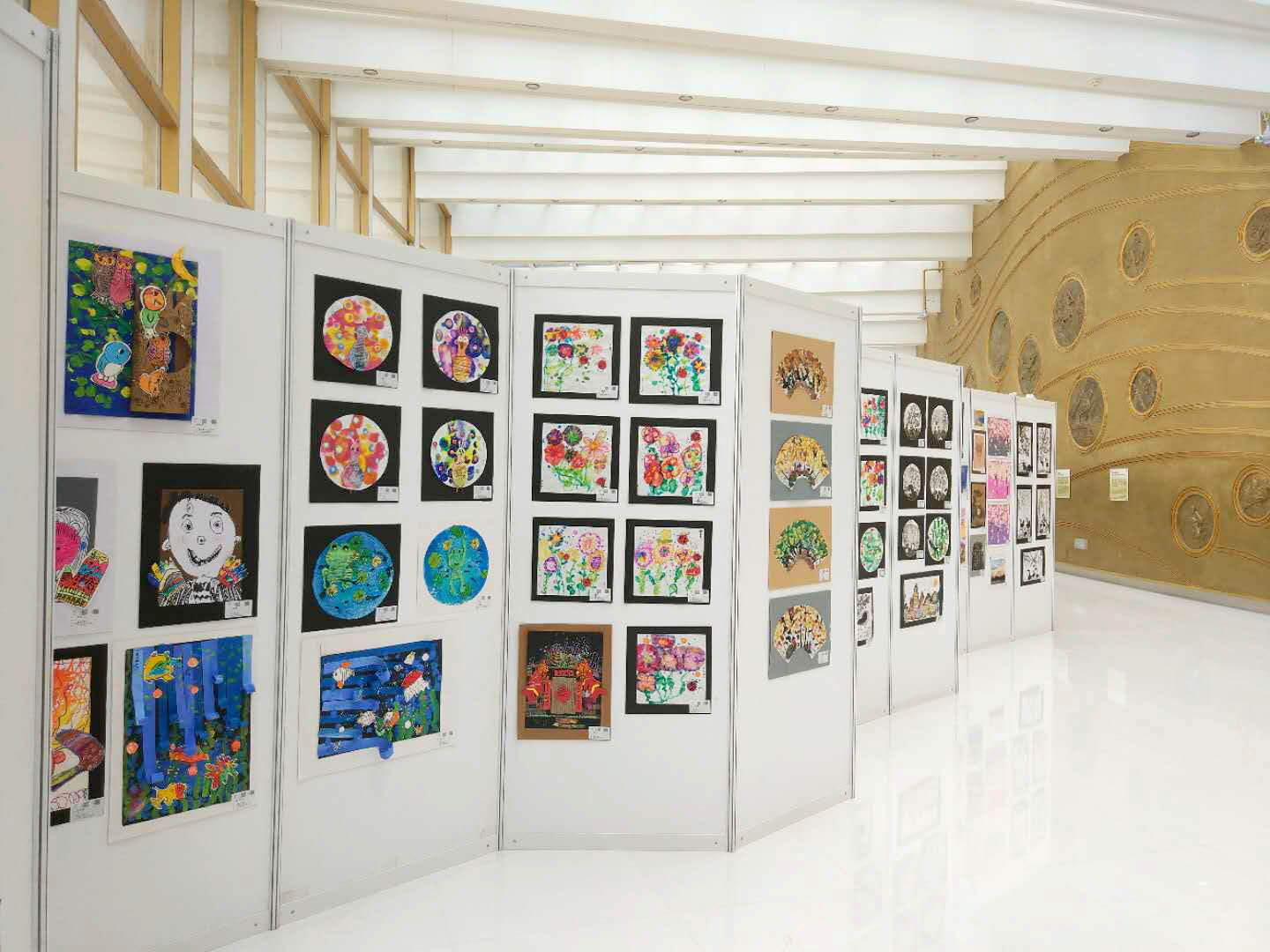 湖北武汉学校书画展板租赁宣传展架租赁标准展位搭建与租赁