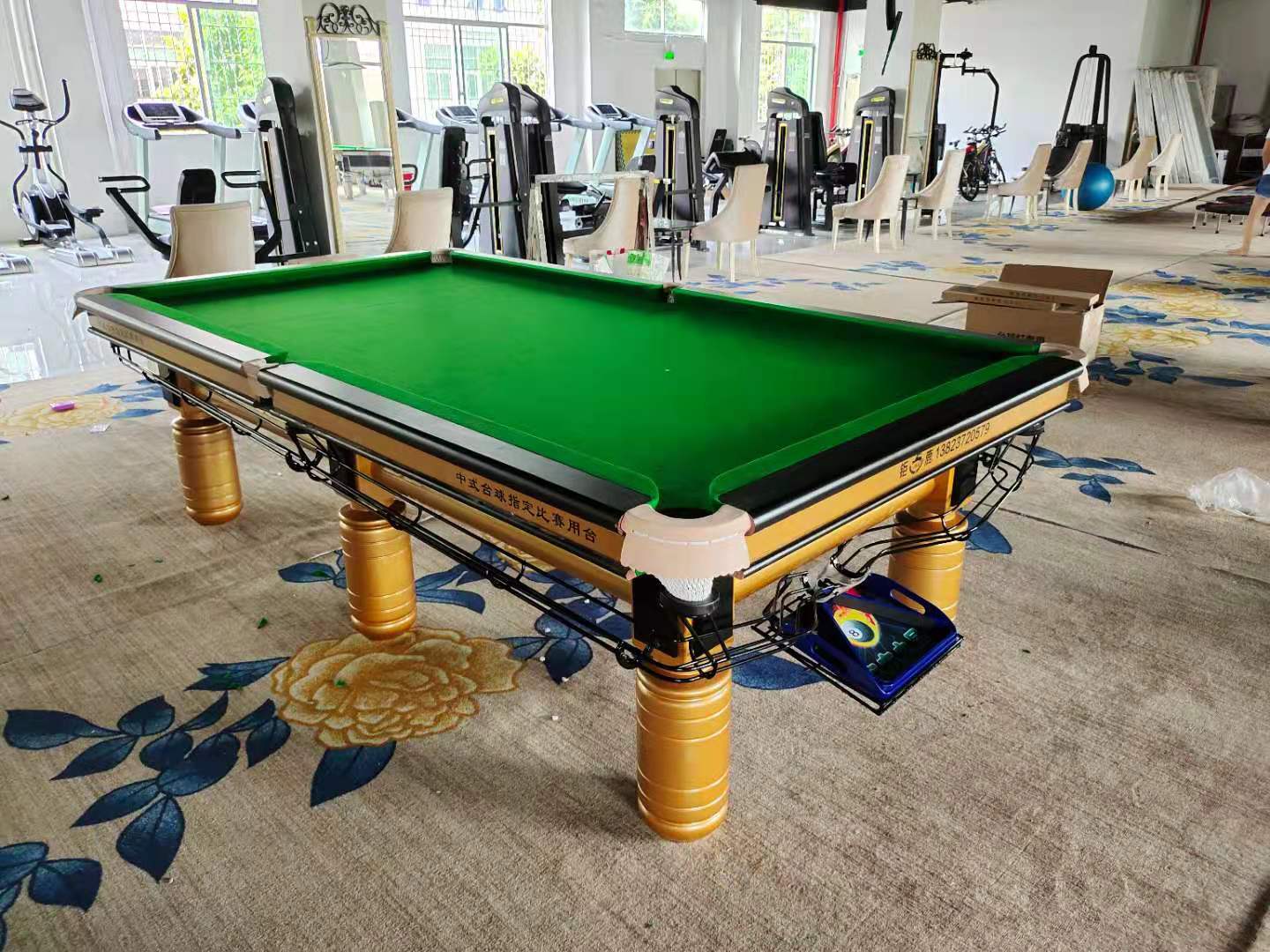 标准高档钢库商用室内家用黑八台球桌带自动回球
