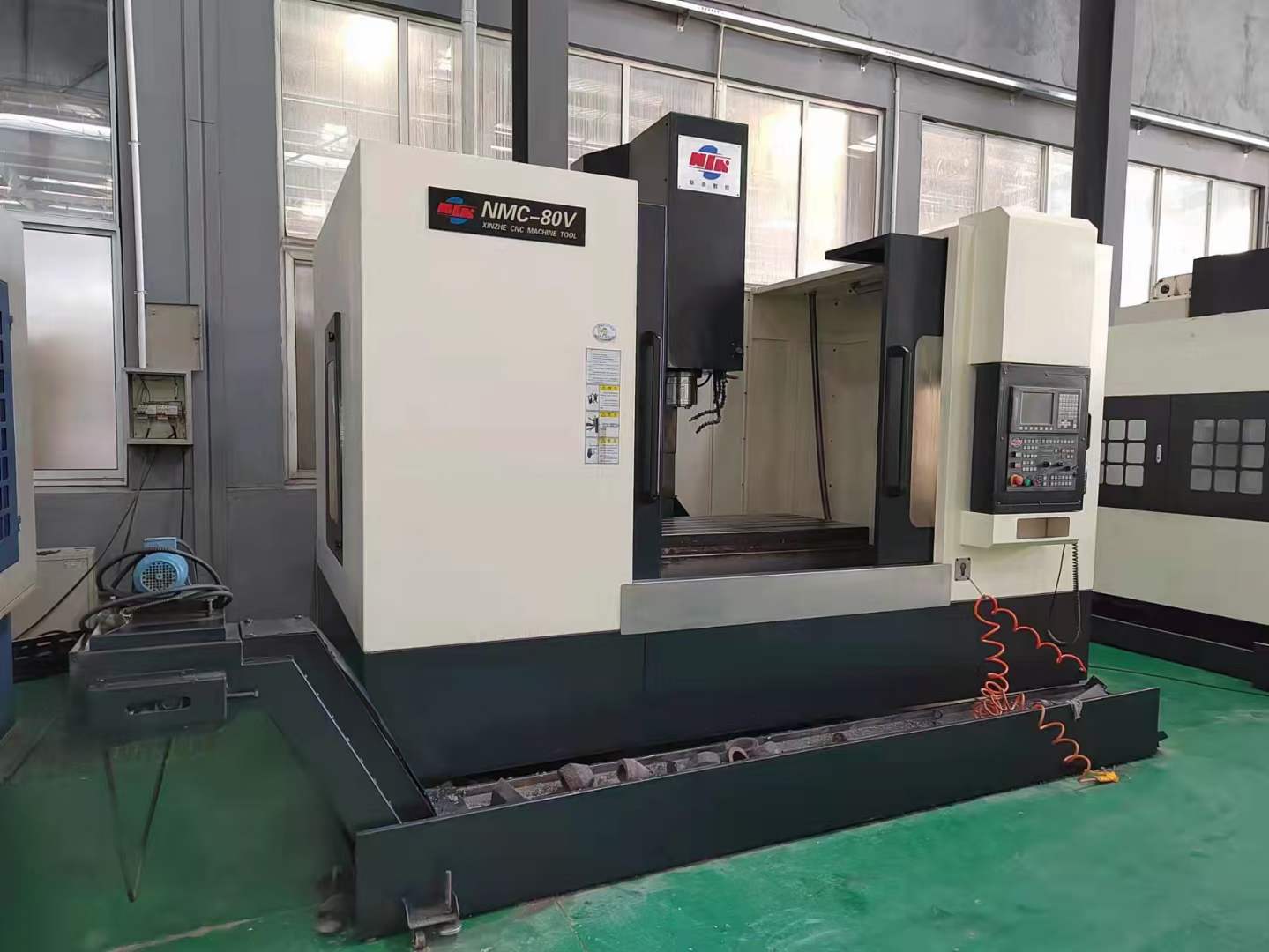 出售二手新浙nmc80v数控铣床二手数控铣
