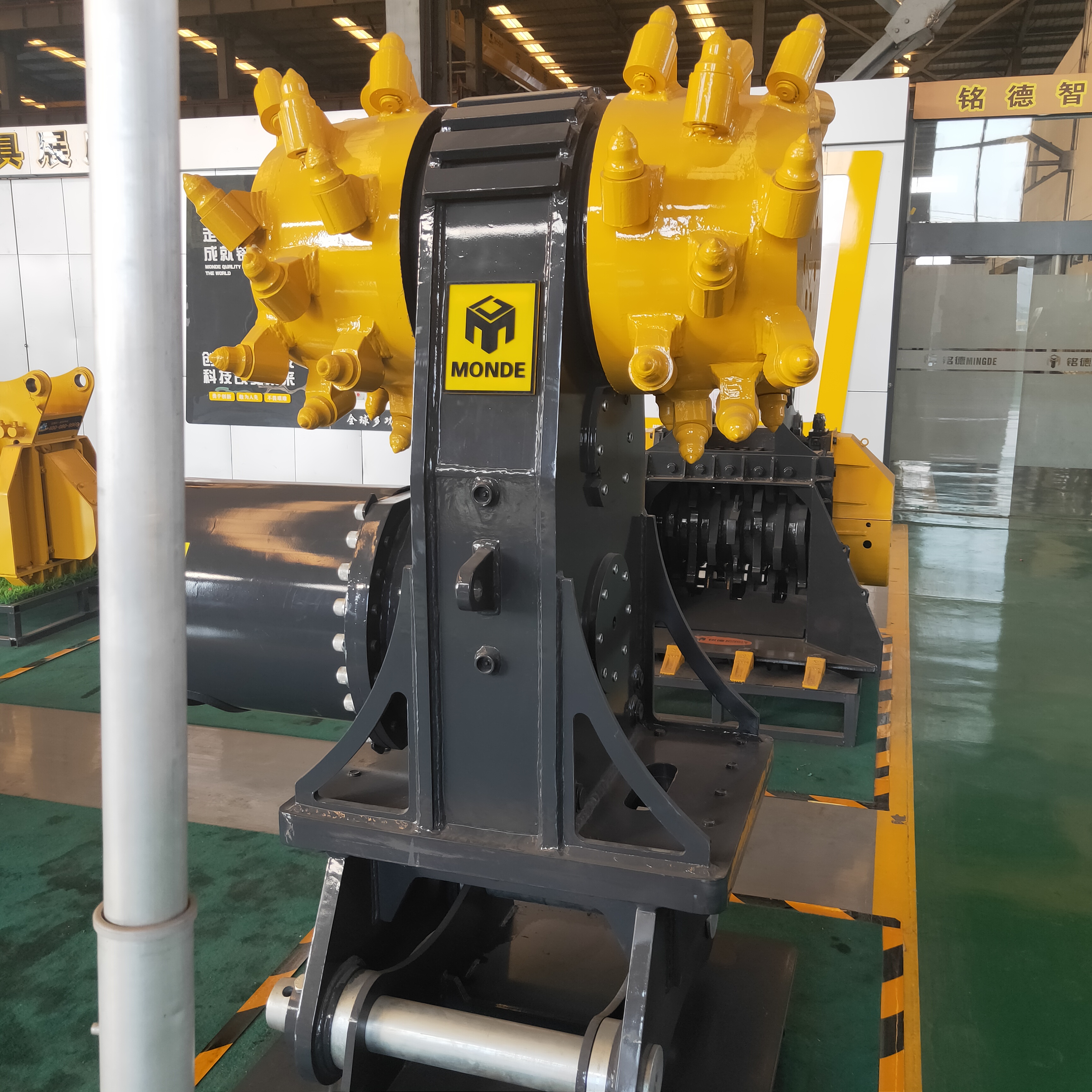 隧道铣挖机凿毛修复挖机铣挖头双头液压煤矿铣挖头图片