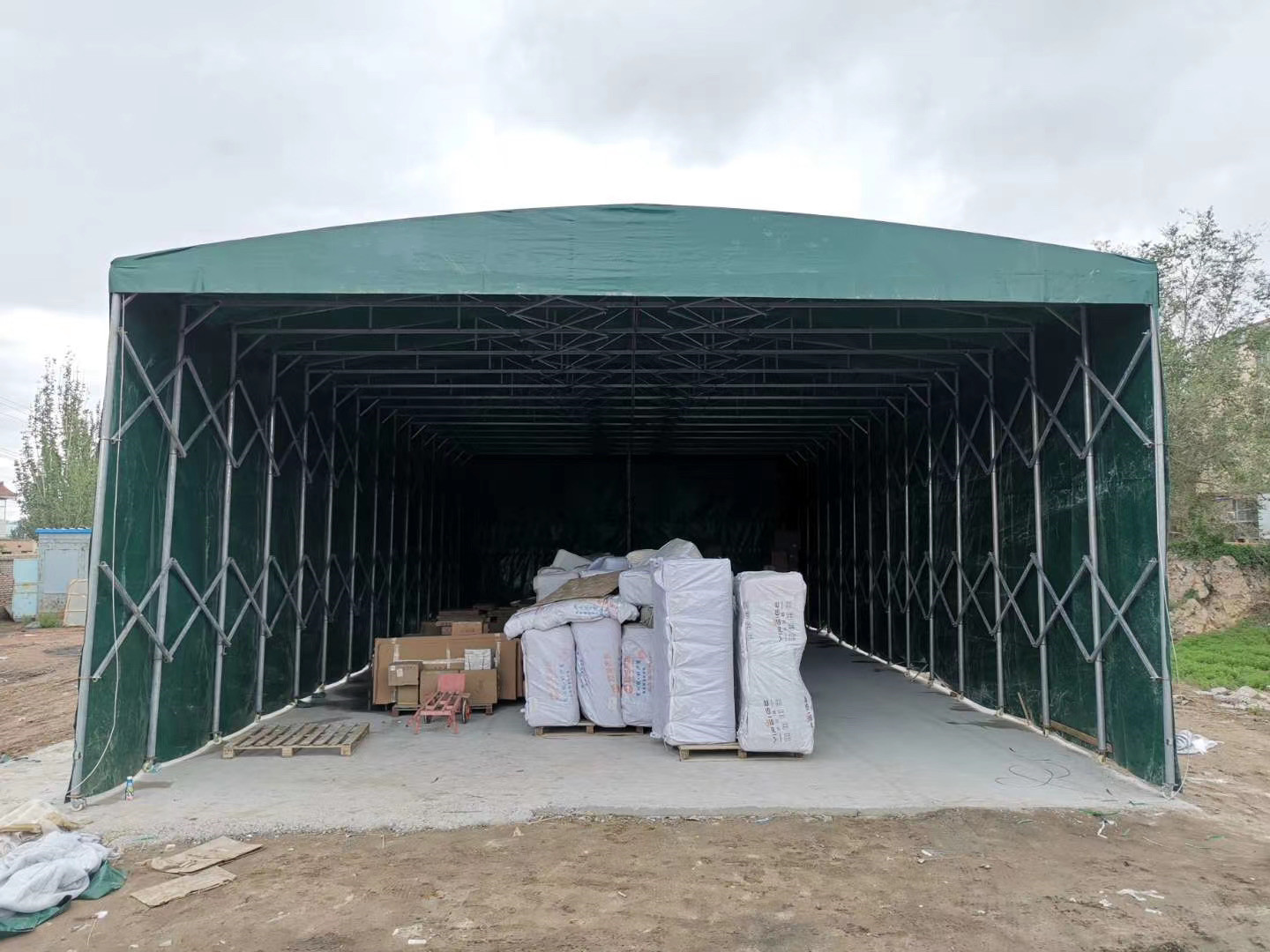 推拉式雨棚活动式雨蓬移动帐篷伸缩雨篷遮阳挡雨棚