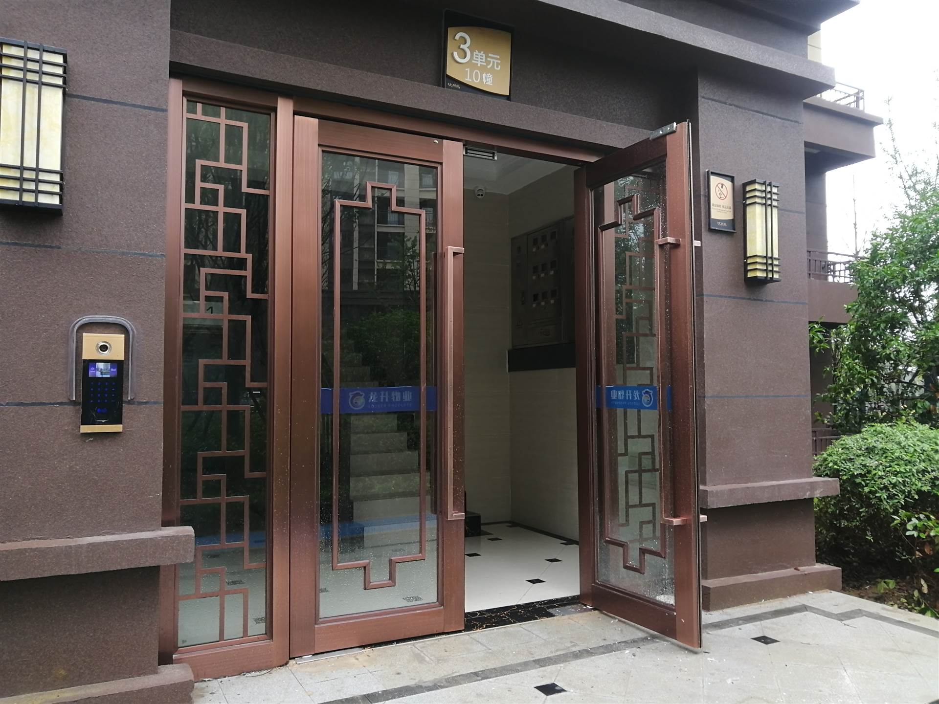 安徽马鞍山小区单元门价格 马鞍山小区不锈钢单元防盗门厂家