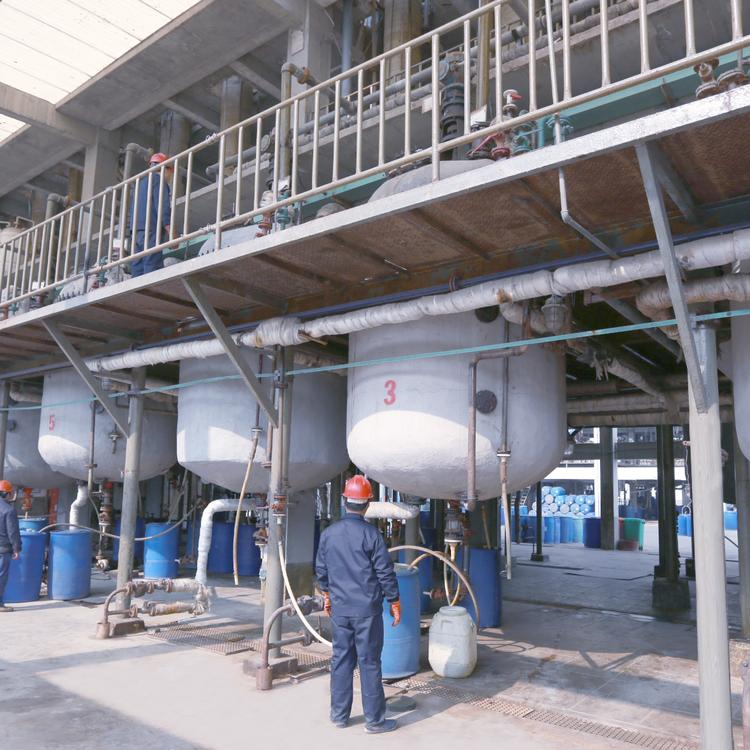 高价回收天然胶 24小时在线 随叫随到 现场看货 长期收购