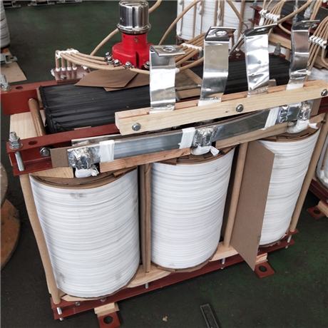 变压器的作用 变压器图片 三相电力变压器大功率