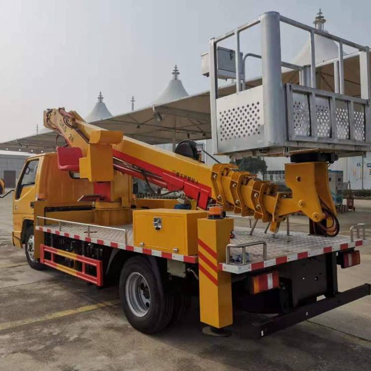 江铃24米伸缩臂高空作业车路灯维修电力抢修