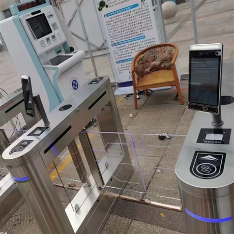 防疫哨兵健康码扫码系统健康码扫码机器健康码扫码设备卡迪尔032