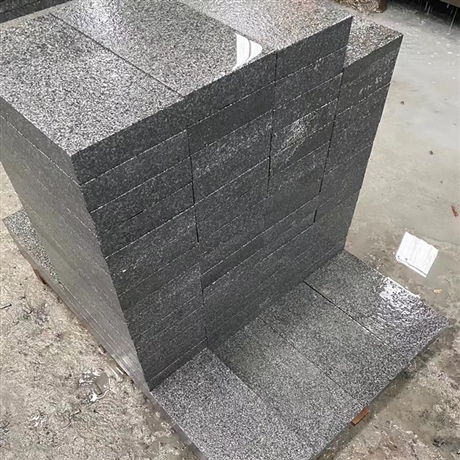 中国小蓝宝花岗岩火烧面荔枝面外墙干挂板上海小蓝宝石材