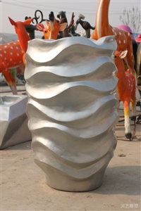 玻璃钢花瓶广场雕塑