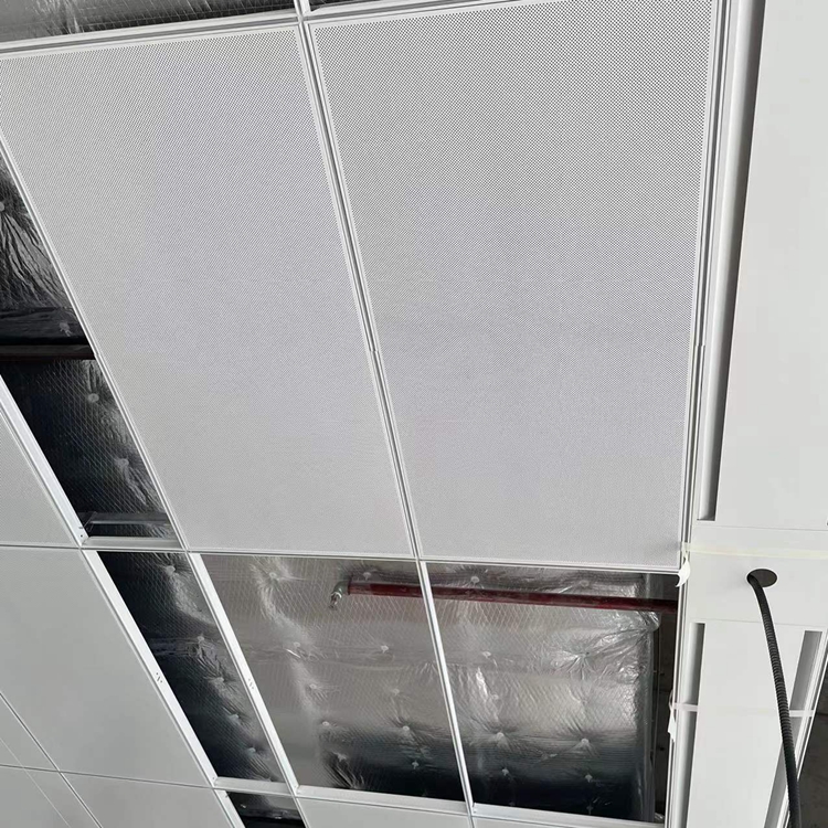 淮安机房吊顶铝扣板600x1200铝扣板集成吊顶