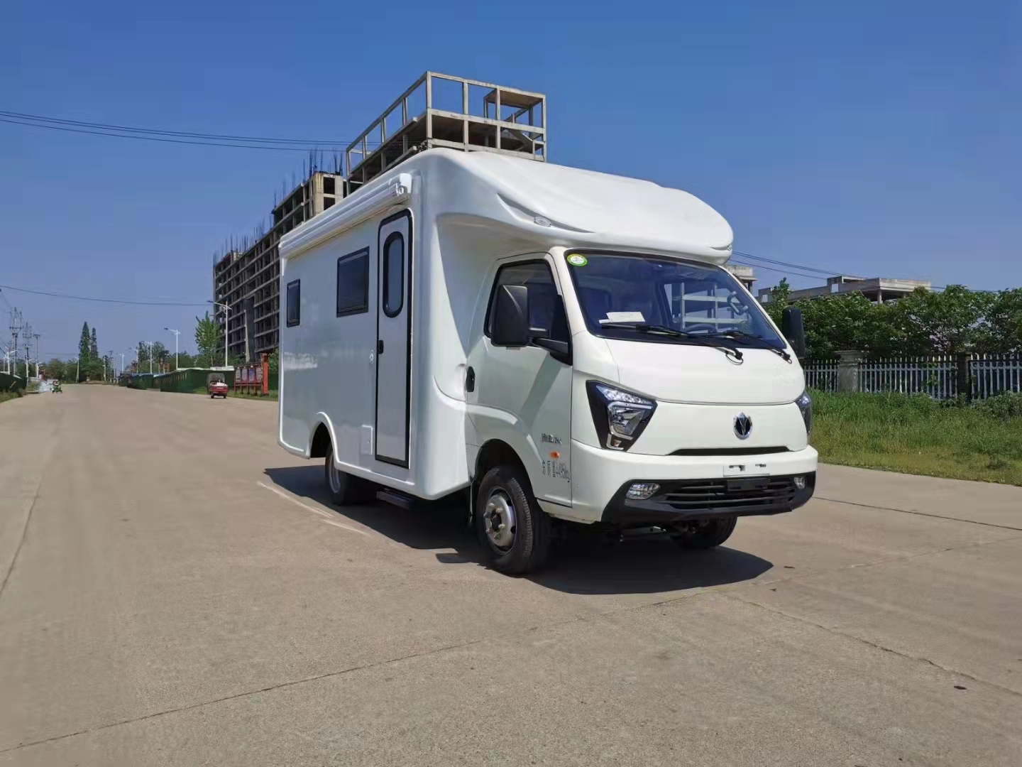 理发车移动门面车美甲美发美容车可分期