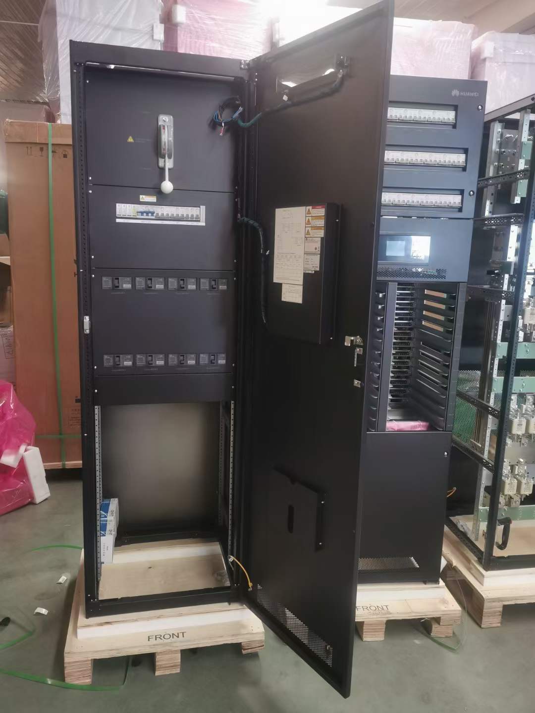 华为高频开关电源TP483000D组合式电源系统三柜合一机柜
