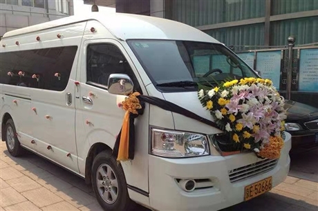 可克达拉市灵车出租殡葬车出租服务
