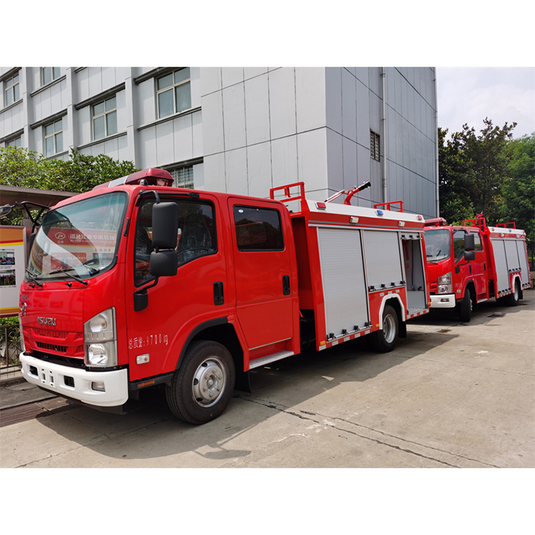 国六庆铃700P  6.5吨水罐泡沫消防车