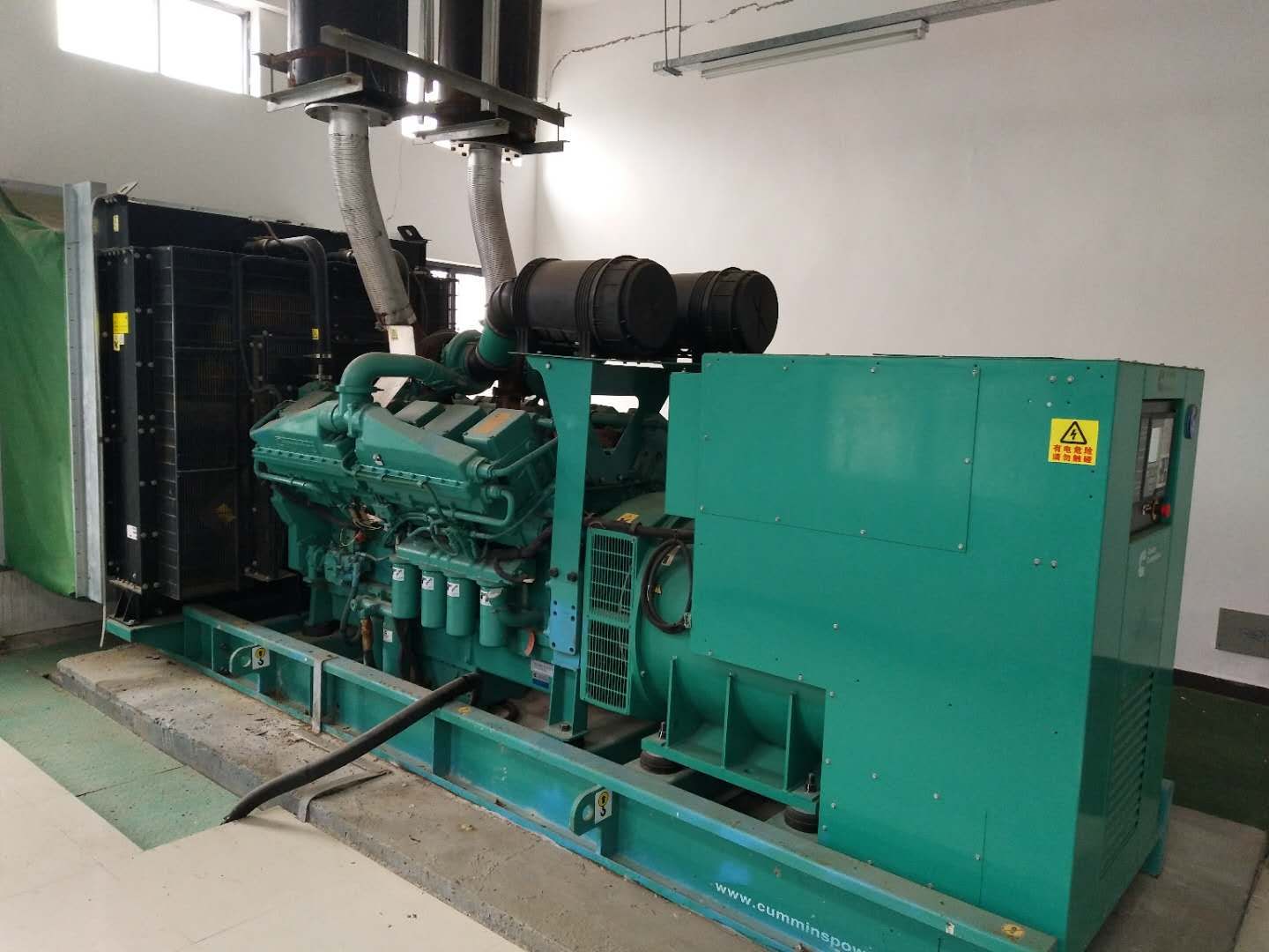金山柴油发电机回收沃尔沃发电机回收