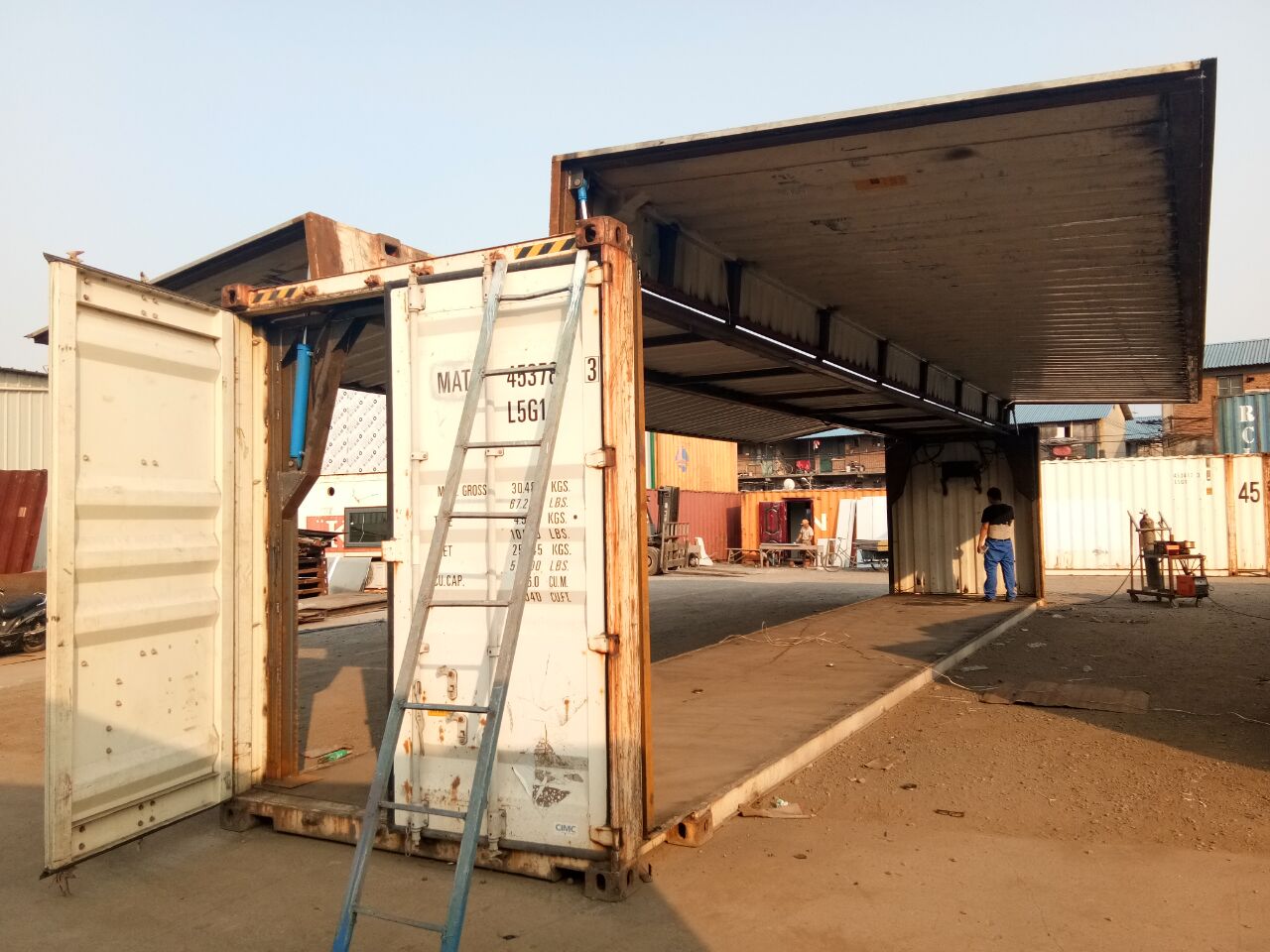 飞翼集装箱改装定制集装箱定制改装飞翼集装箱展翼集装箱