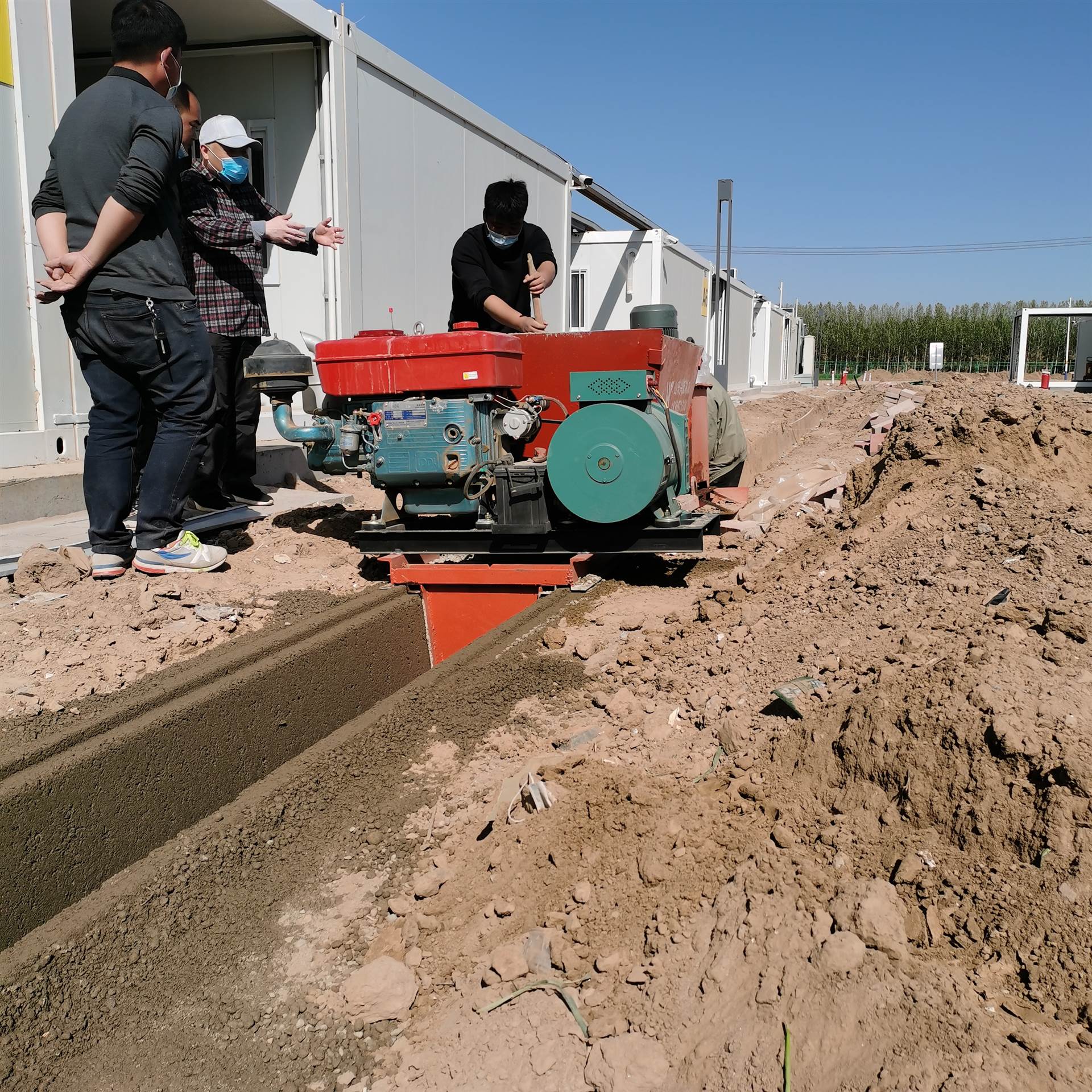 一次性排水渠机械渠道衬砌机边坡一次成型设备质量耐用