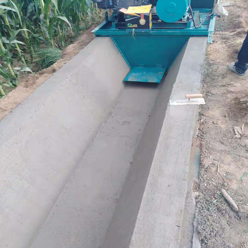 灌溉水渠滑膜成型机农田灌溉水渠自成机边坡现浇机械省时省工