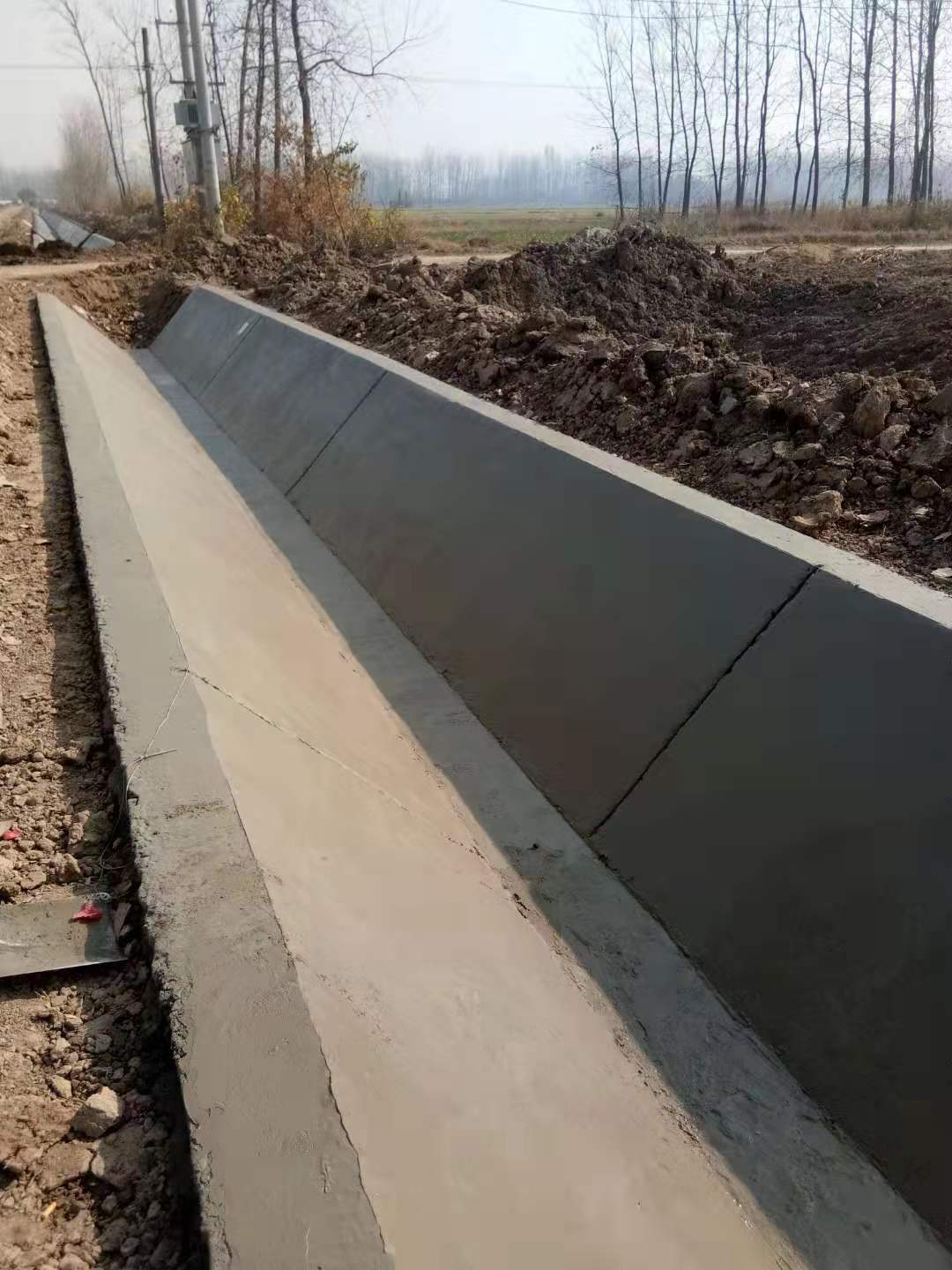 制作水渠的成型机全自动防渗衬砌机边坡施工省时省工