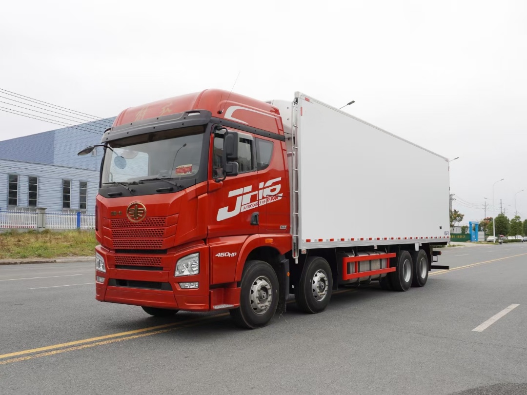 9米6一汽解放jh6冷藏车厂家报价解放jh6前四后八冷藏车可分期包上户