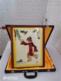 13唐山皮影皮影工艺品皮影礼品33厘米硬木挂件组合皮影北京小妞