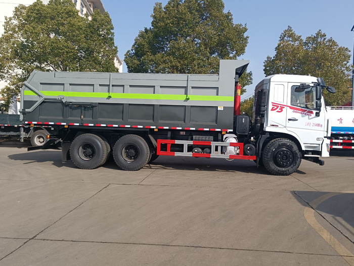 20方污泥自卸車_污泥運(yùn)輸車_東風(fēng)后八輪20噸廂式污泥運(yùn)輸車_全密閉淤泥轉(zhuǎn)運(yùn)車