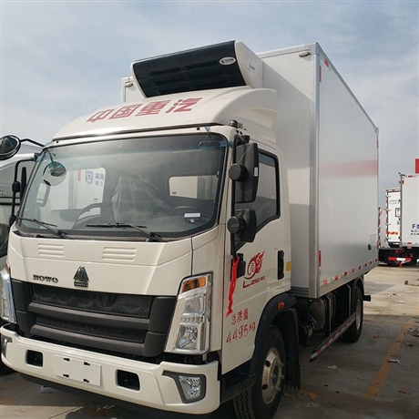 重汽豪沃冷藏车，国六蓝牌箱式冷链运输车，性价比高