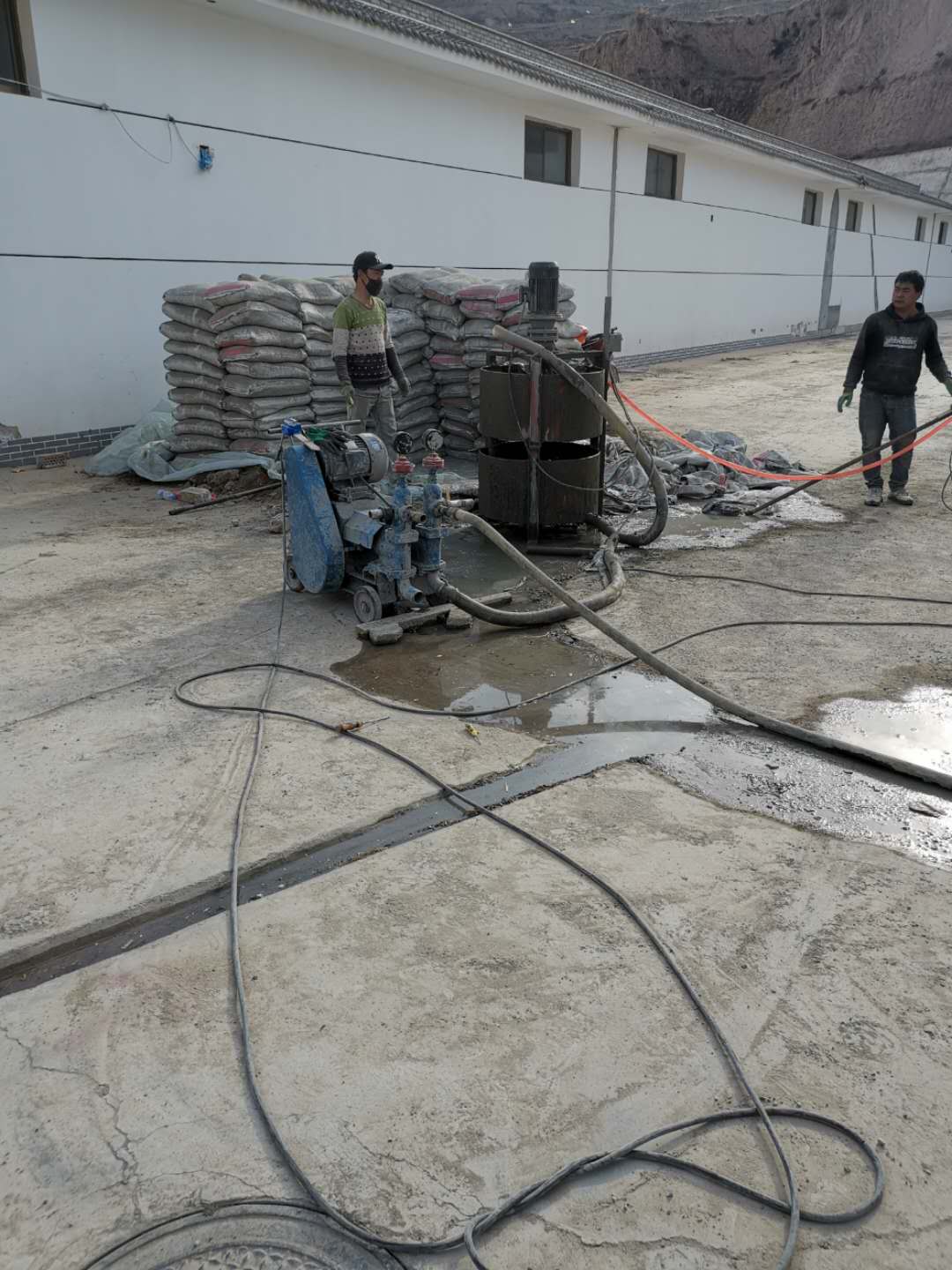 甘肃兰州建筑物地基下沉注浆甘肃设备基础下沉注浆楼房下沉灌浆