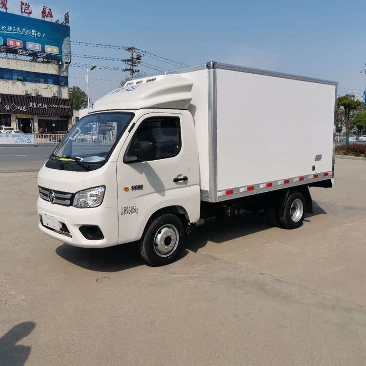 福田祥菱31米小型肉钩冷藏车3米1小型厢式冷藏车报价