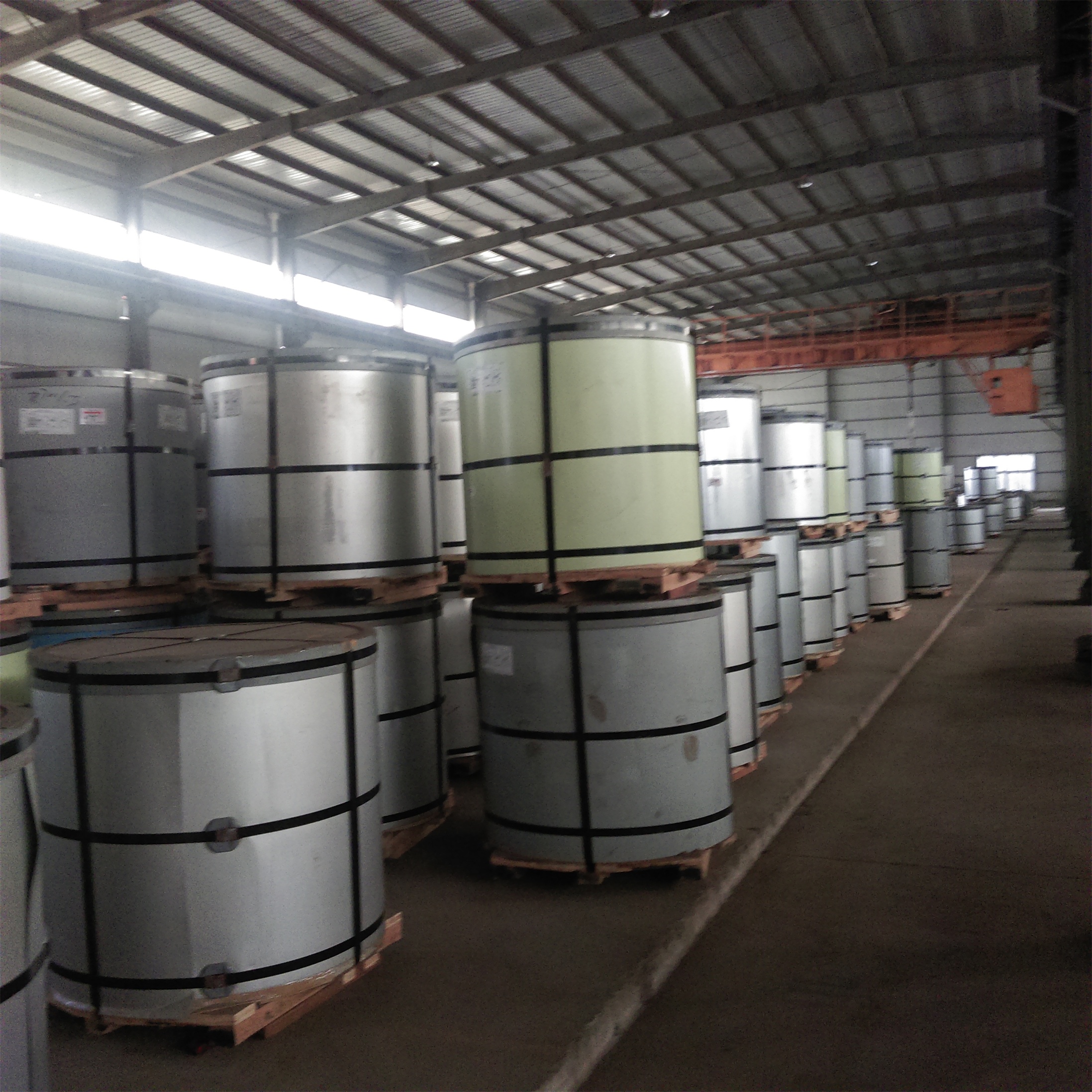 博思格瓷蓝彩钢卷 az100聚酯天蓝生产流程