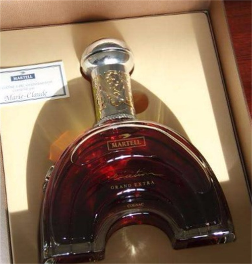 六榕回收洋酒价格标准长期回收各种XO洋酒价格表