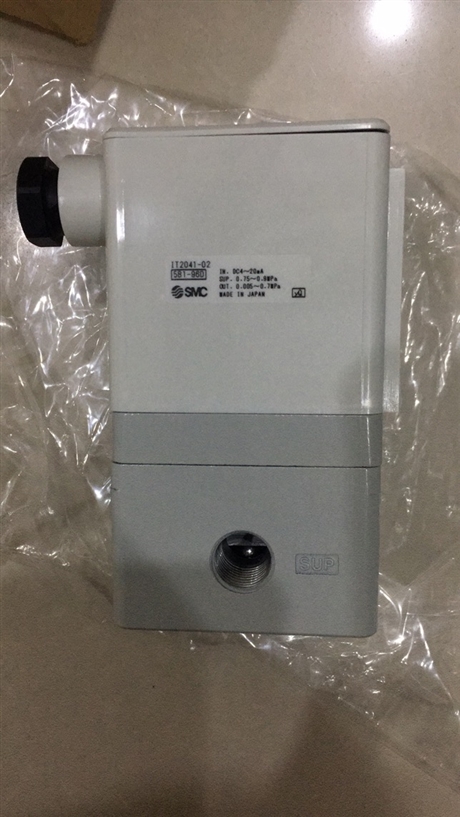 选用配置IZN10-1106-B1-X280日本SMC静电消除器