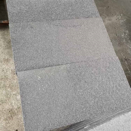 便宜g633路沿石批发芝麻灰花岗岩条石马路牙子