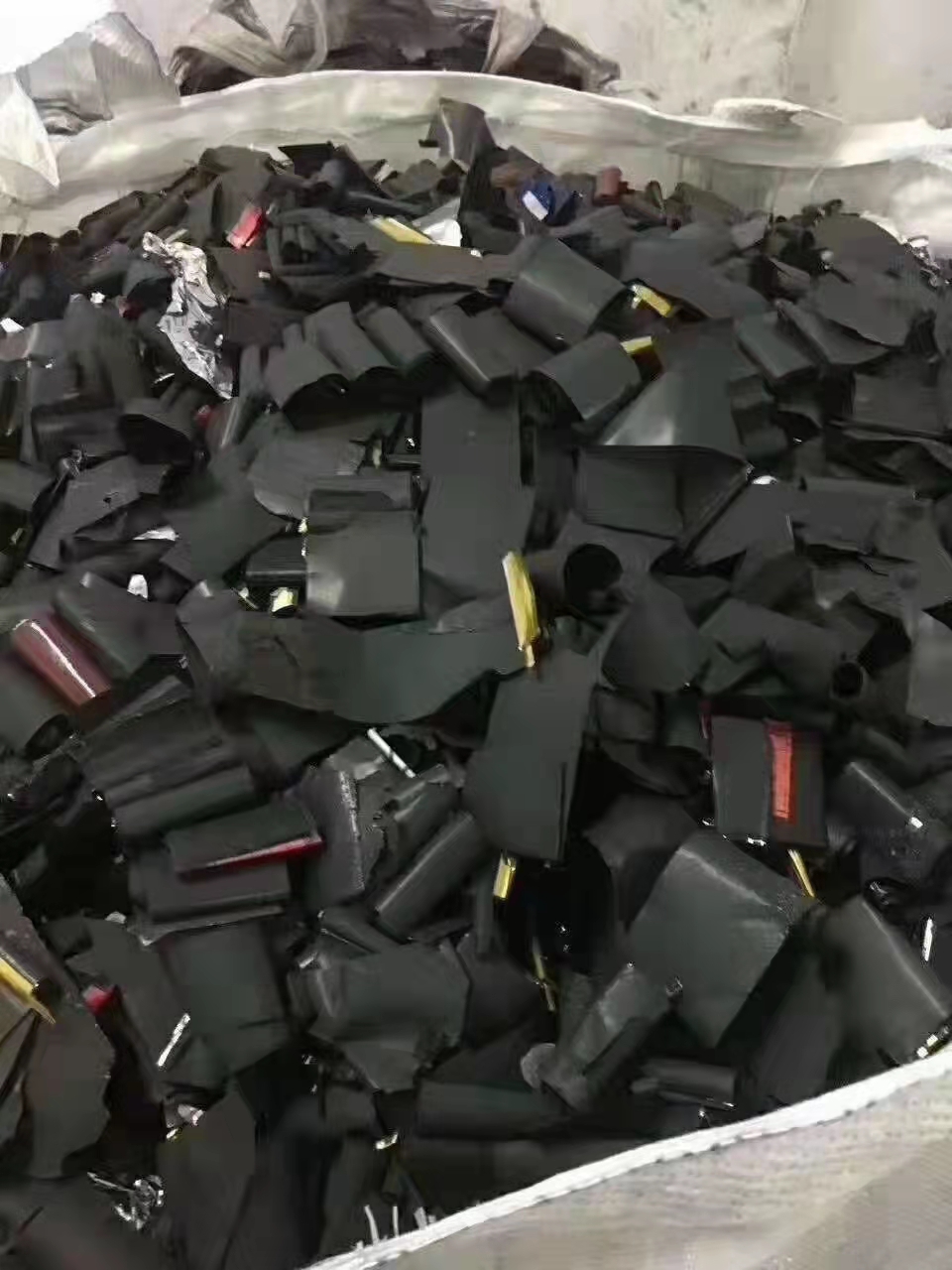 赣州常年回收笔记本电池-赣州很好的笔记本电池回收公司