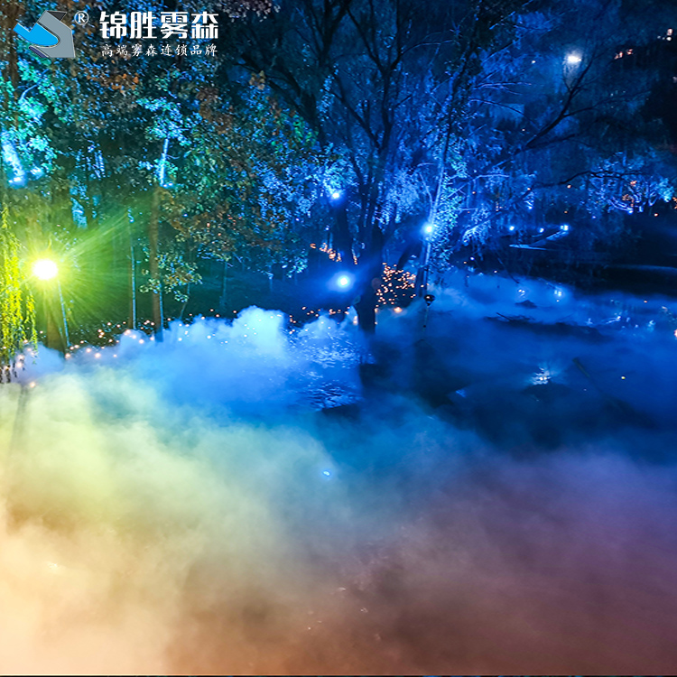 水雾景观工程雕塑造景特色小院喷雾景观