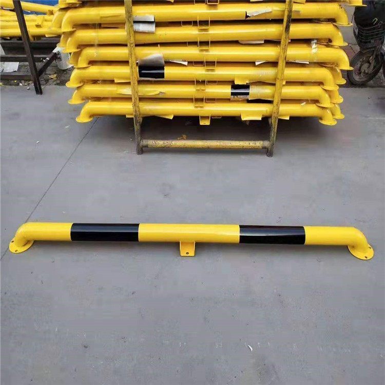 巨盾生产防护车阻车限位u型栏杆护栏停车位挡车器汽车轮钢管车库