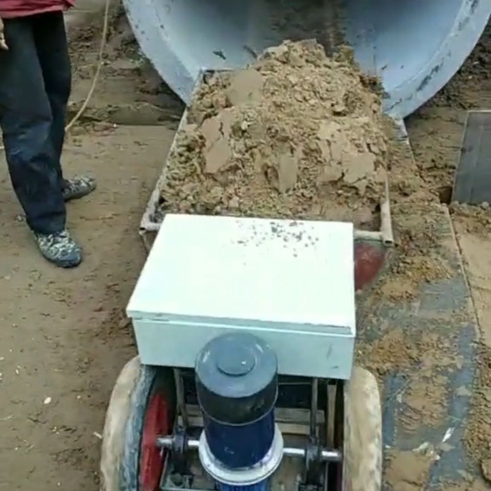 水泥管顶管出土电动车充电式管道运土车顶管出土电动摇控小车江苏山东