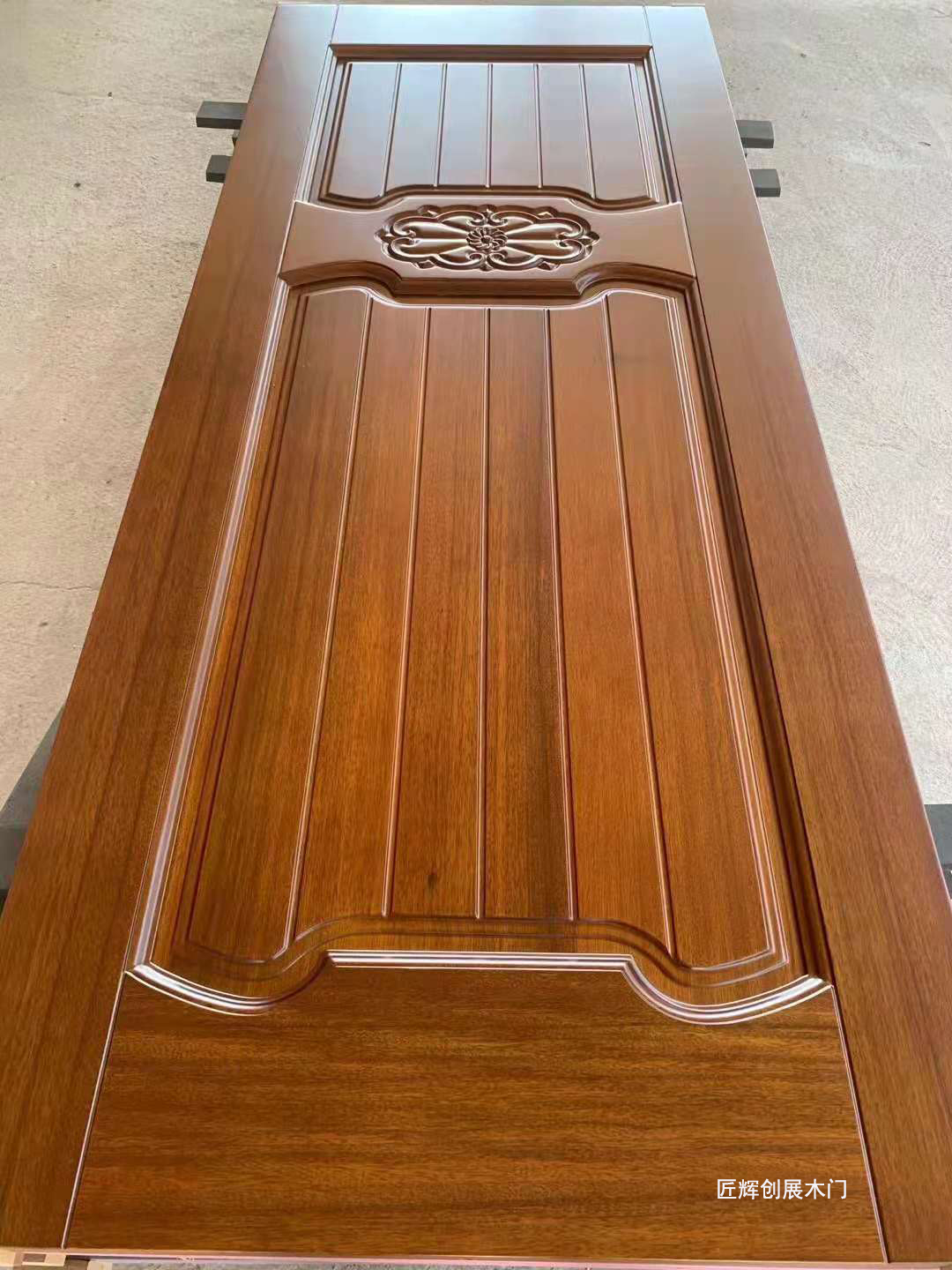 非洲菠萝格原木门非洲菠萝格实木门木门批发佛山木门厂