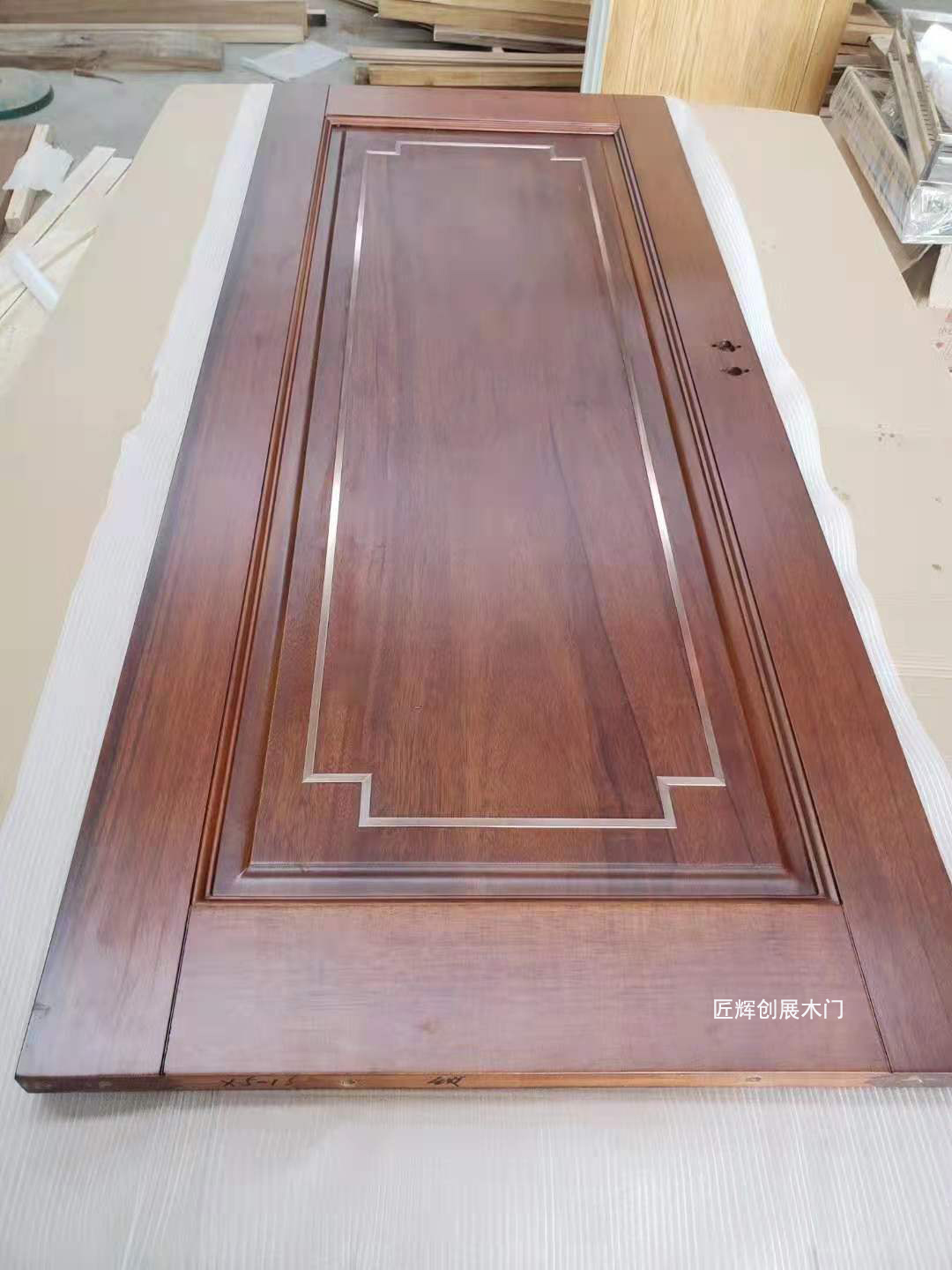 非洲菠萝格原木门非洲菠萝格实木门木门批发佛山木门厂