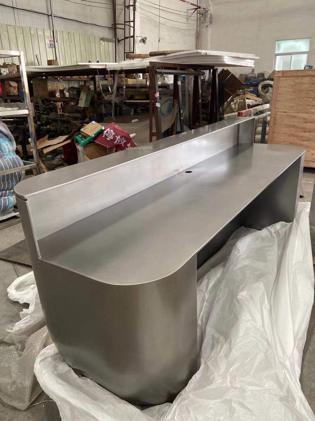 304不锈钢锻打酒店吧台乱纹工艺不锈钢接待前台方方正正款式