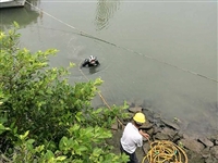 河里打捞手机，湖水里打捞贵重物品，潜水装备打捞安全放心