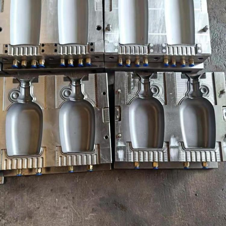 锦亮模具多腔型注塑成型塑料瓶模具矿泉水瓶模具