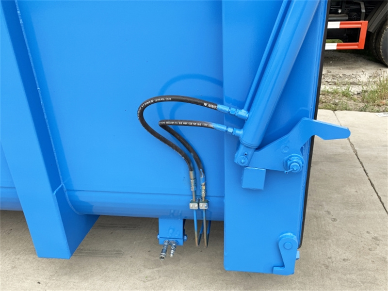 后开门翼展型垃圾箱