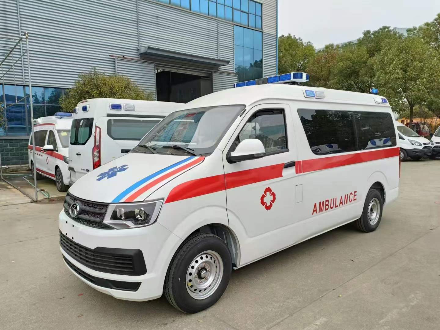 厦门金龙凯锐救护车真空负压救护车推荐医疗救护车厂家报价